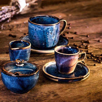 Фарфоровое блюдце «Ирис» (диаметр 15 см)