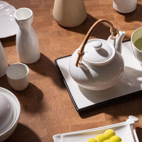 Белая фарфоровая бутылка для саке «Кунстверк» (объем 140 мл.)